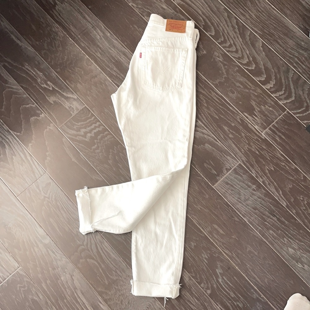 WHITE LEVIS 501